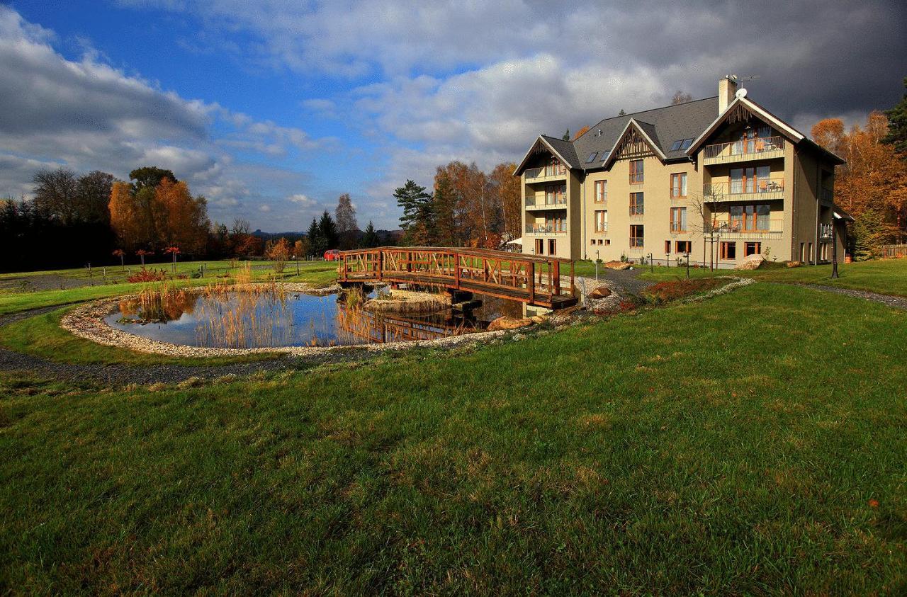 Garden Hotel Mezna Hřensko Exterior foto